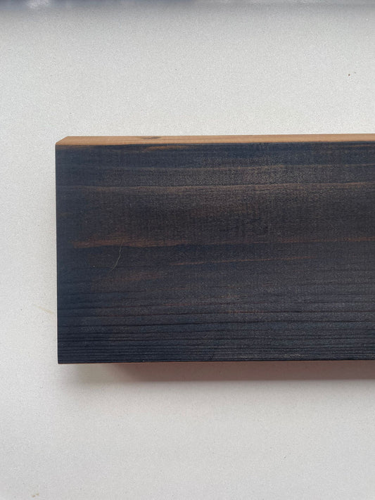 Exklusive Thermoholz Fassade – Schwarz, 19x68x3900 mm